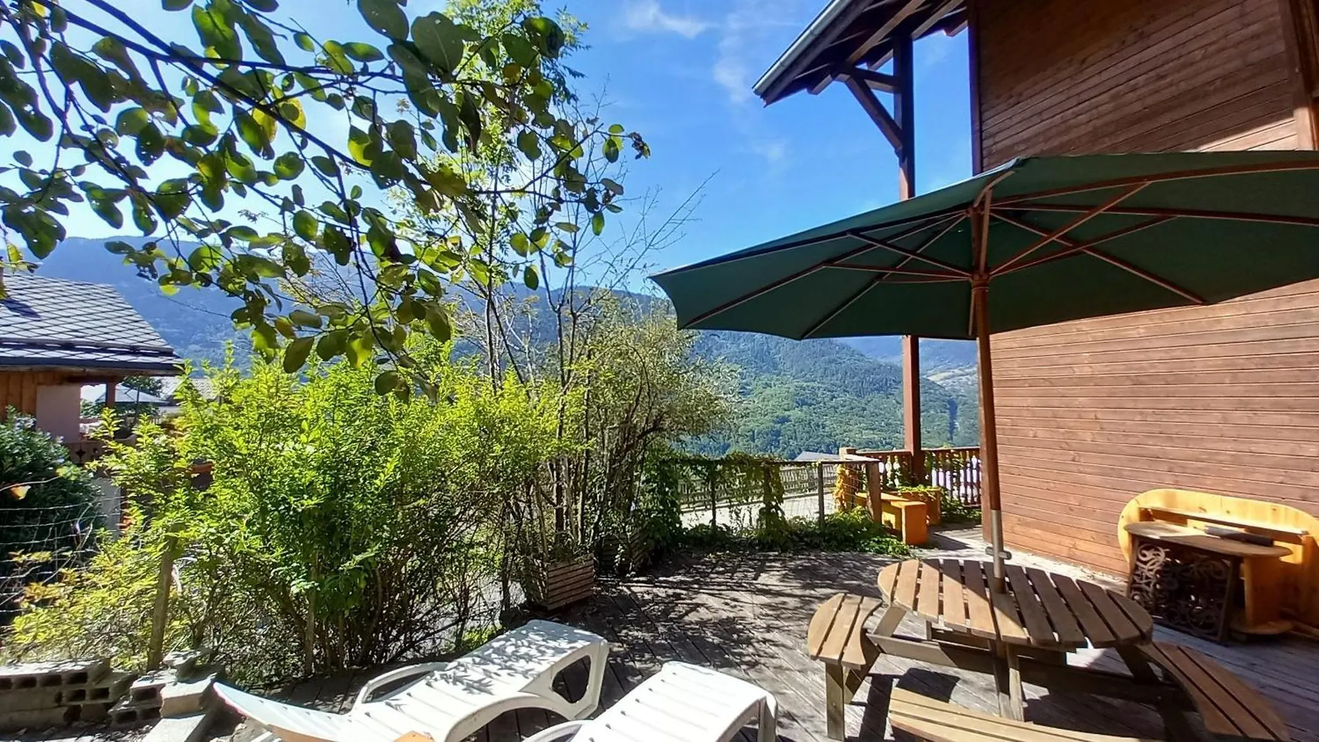 Ski Chalet - Chez Helene Ski Fb Montagny