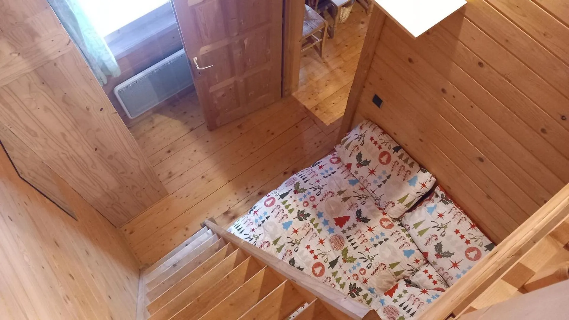 Ski Chalet - Chez Helene Ski Fb Montagny